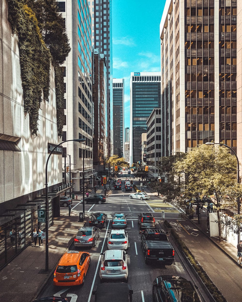 fotografia arquitetônica de edifícios da cidade