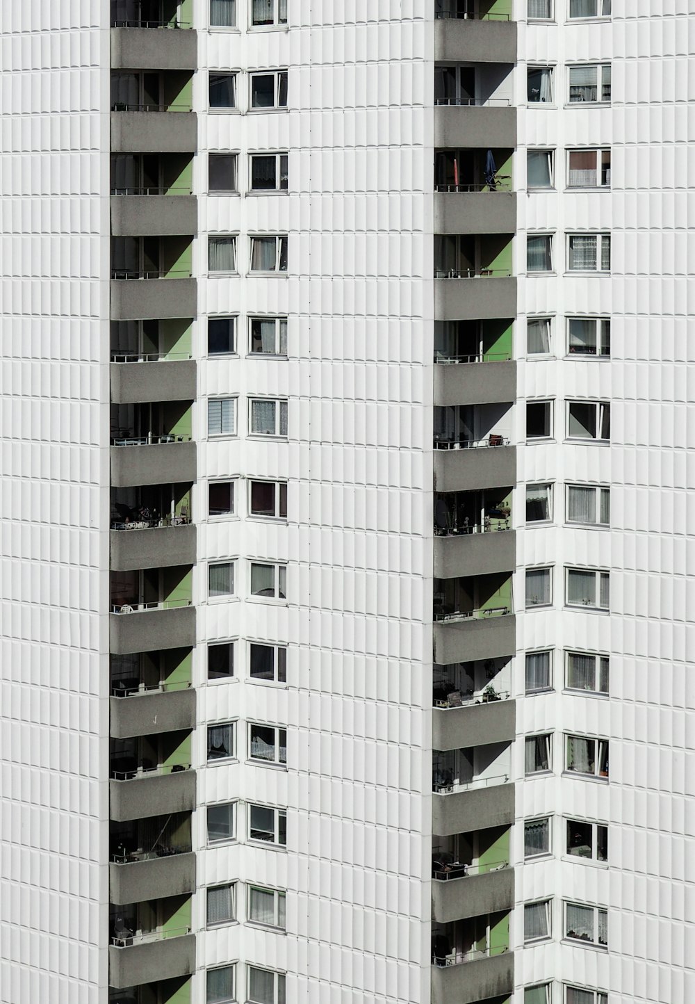 gray building during daytime