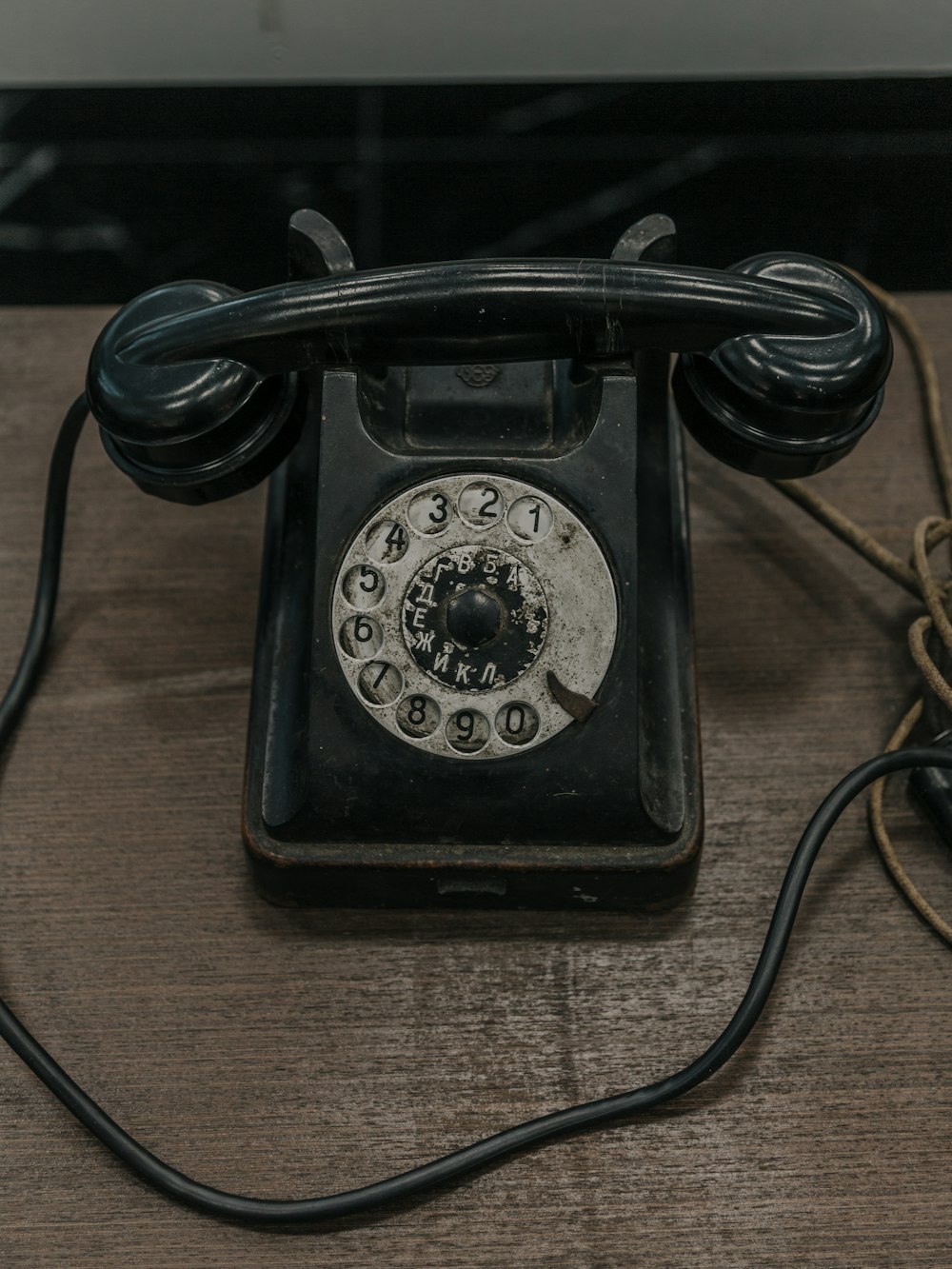 black cradle telephone