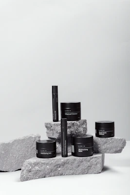Charcoal Deep Pore Cleansing Mask