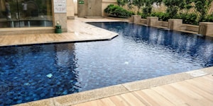 Premium Pool Cleaning Services