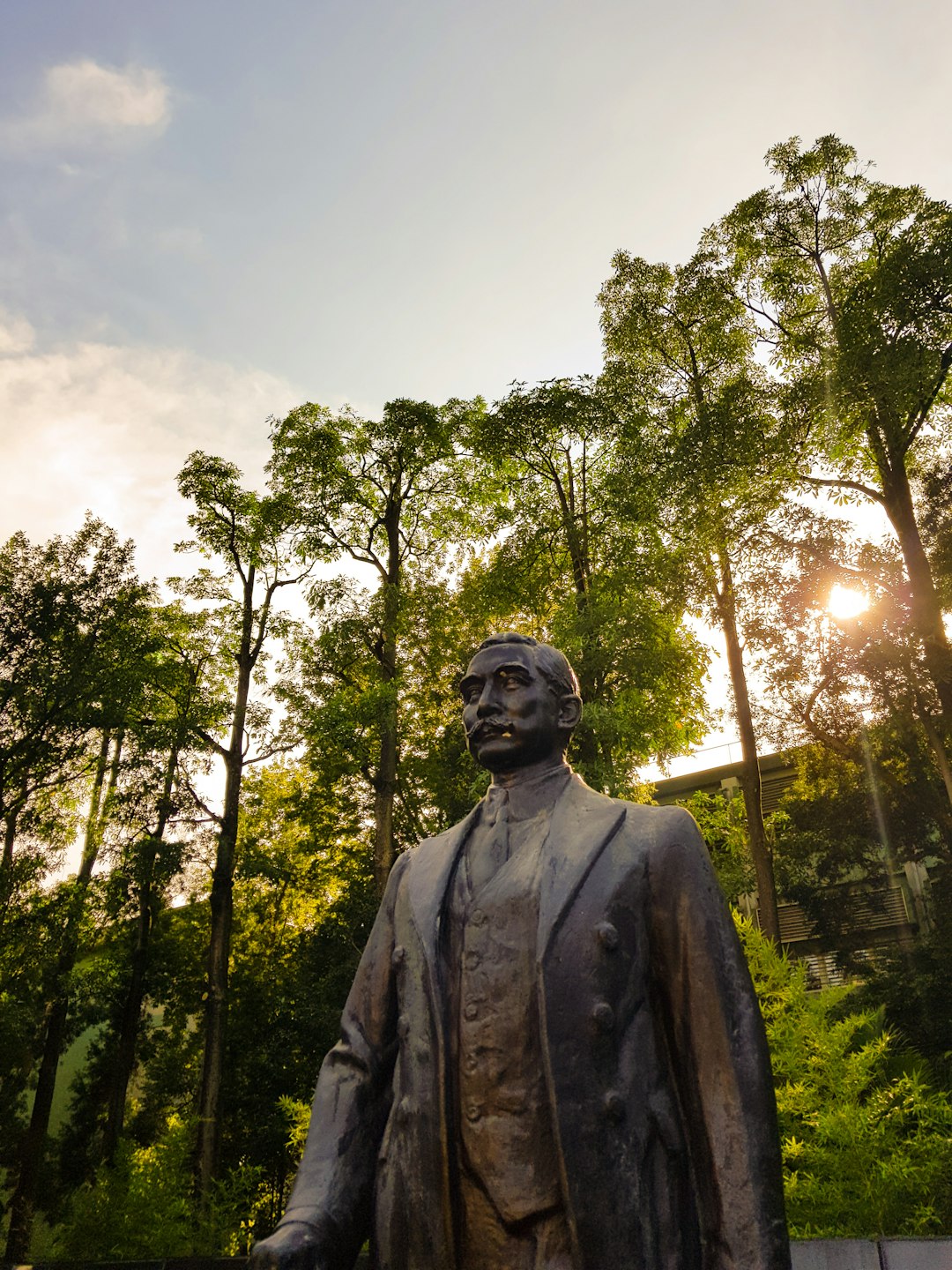 travelers stories about Forest in Sun Yat-Sen Memorial Hall Station, Taiwan