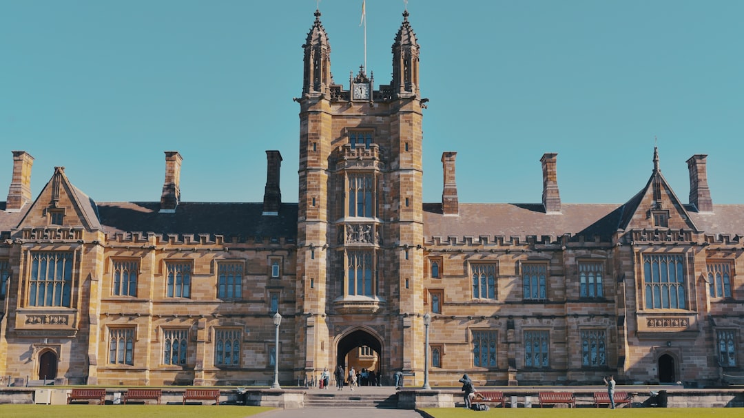 Landmark photo spot University of Sydney Wollongong