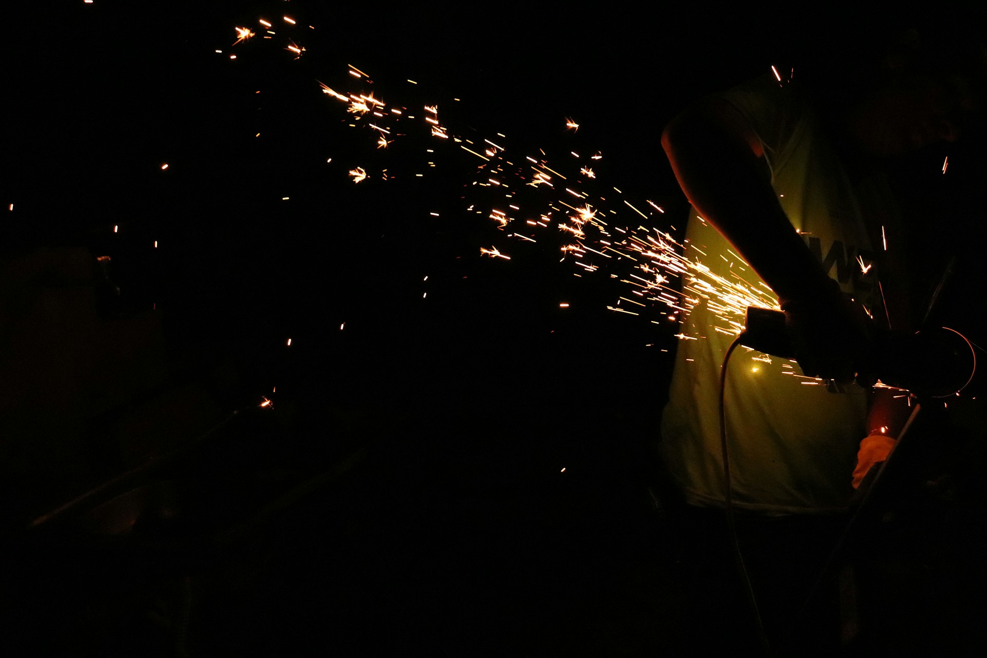 black and white bed linen