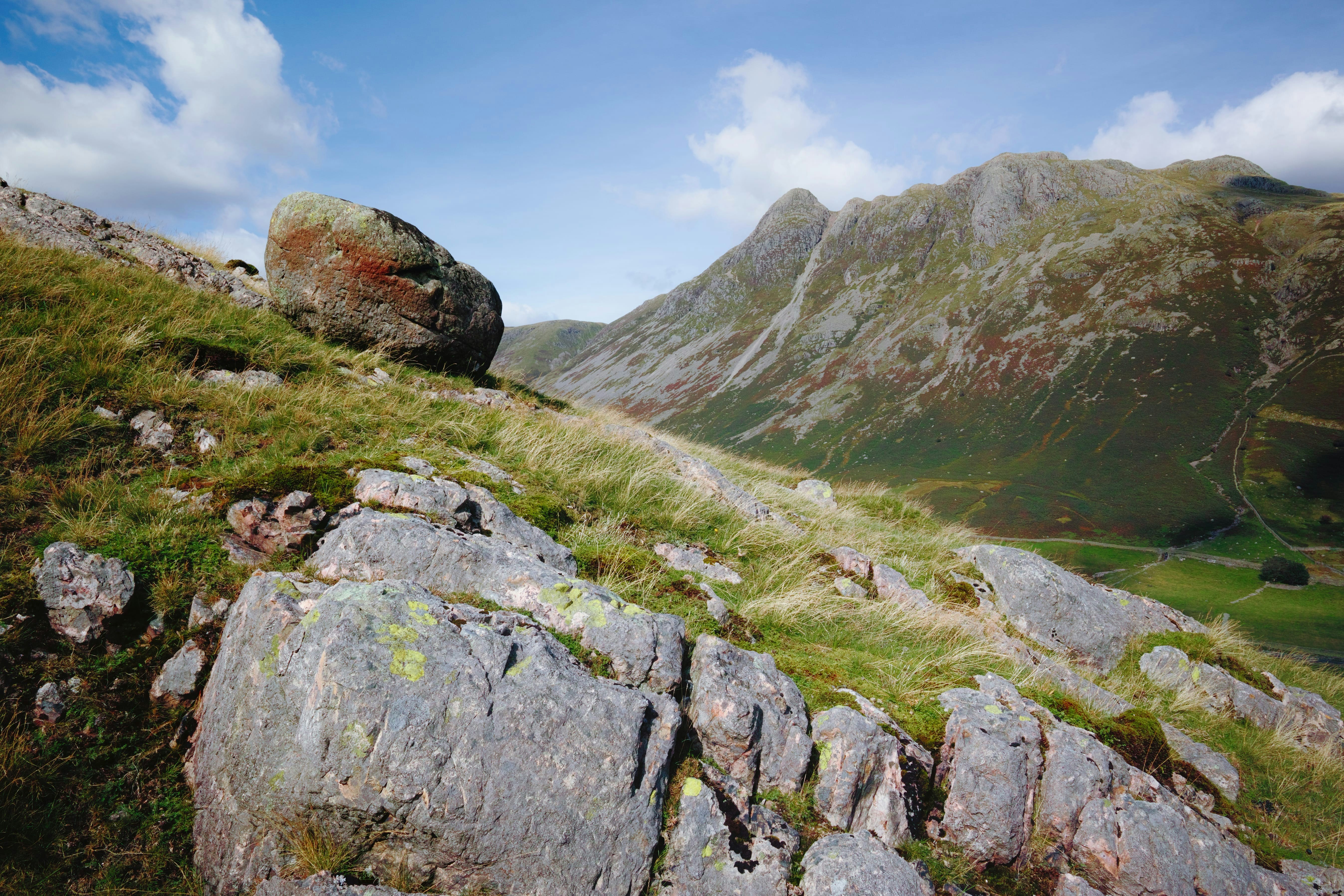 Pike o' Stickle and the Langdale Pikes from The Band. Great Langdale, Lake District, UK.