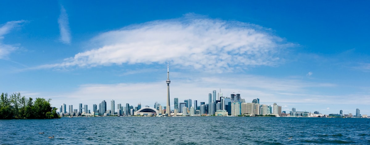 Panoramic view of the Toronto skyline and CN Tower from Lake Ontario