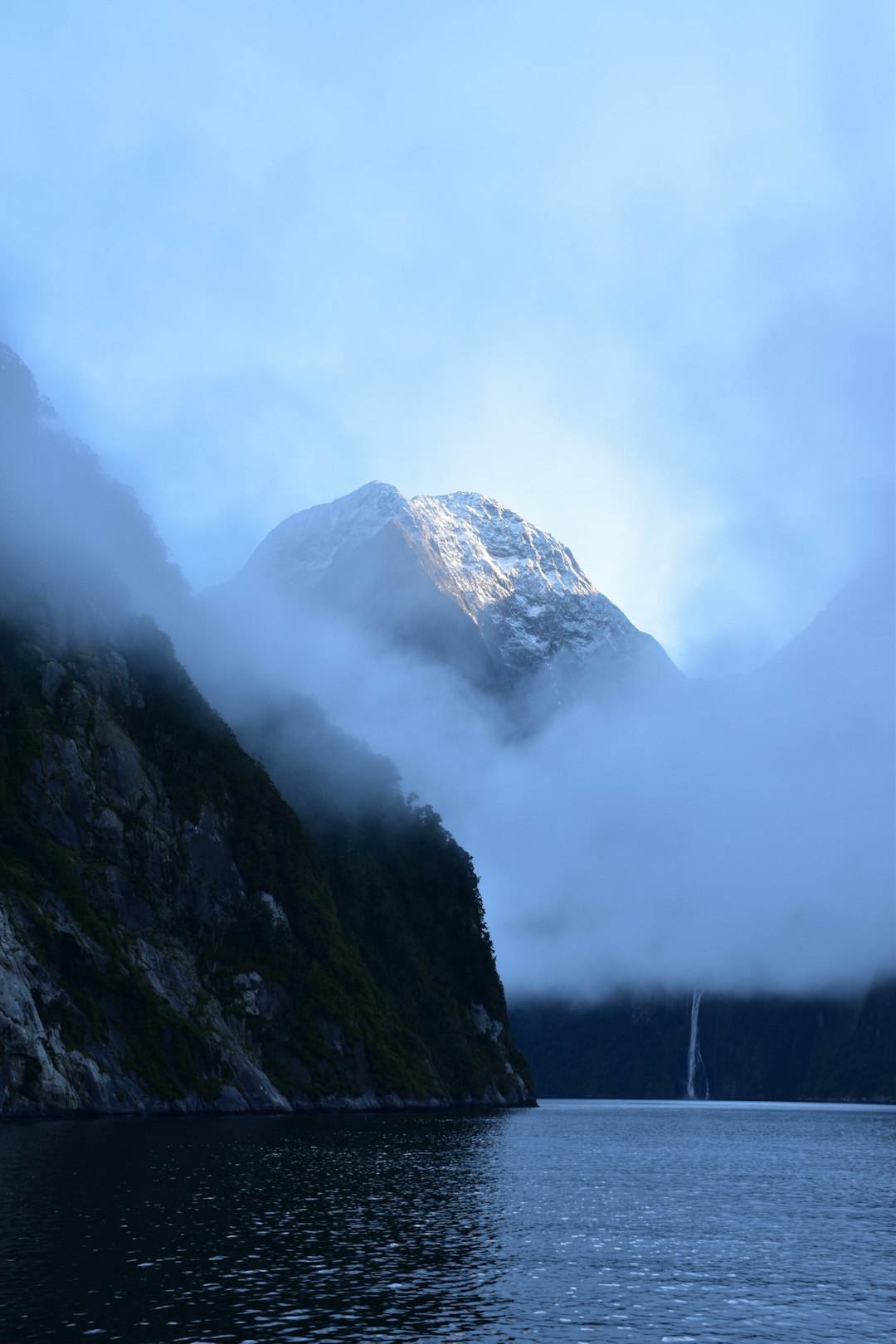 travelers stories about Glacial landform in Milford Sound, New Zealand