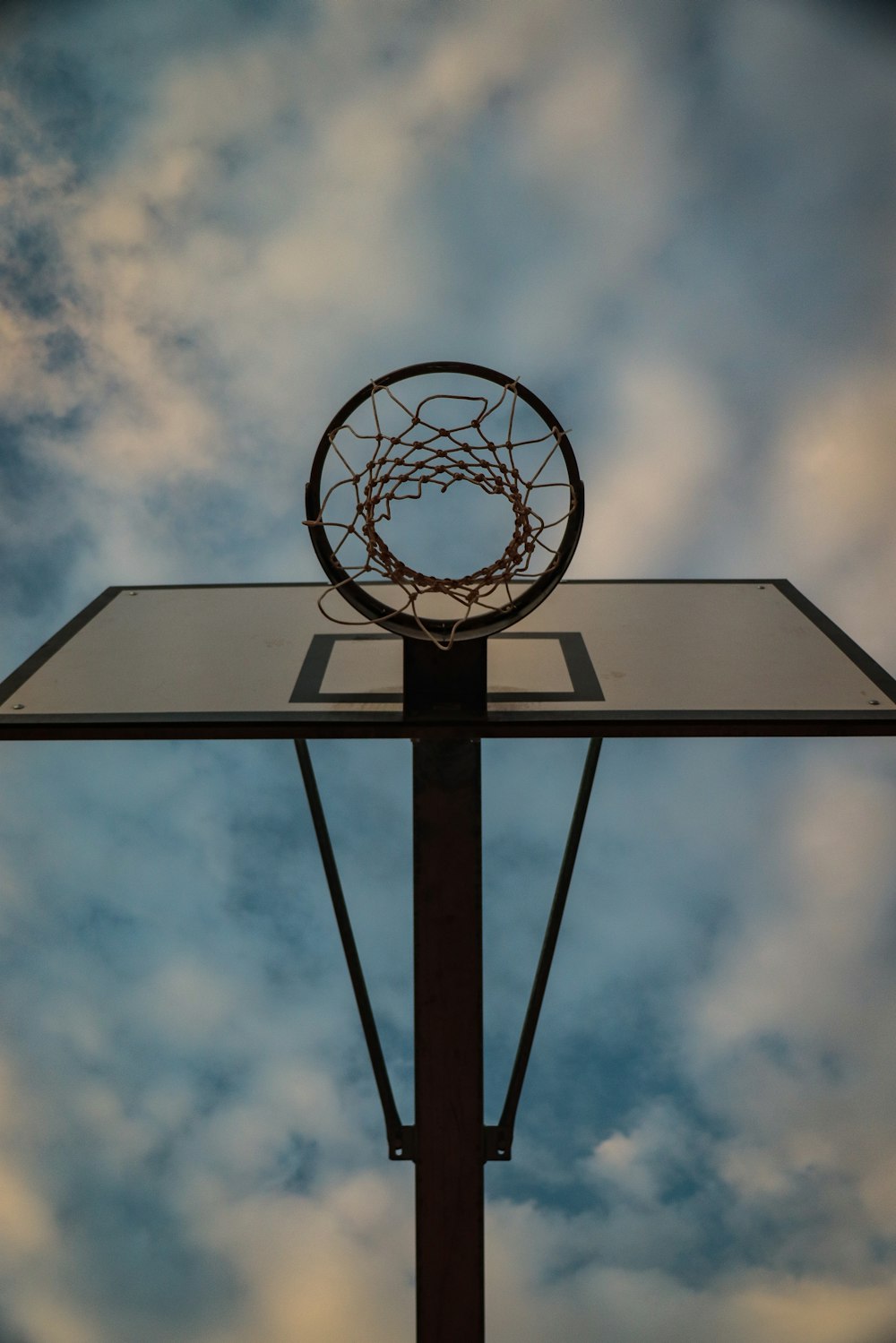 white basketball hoop