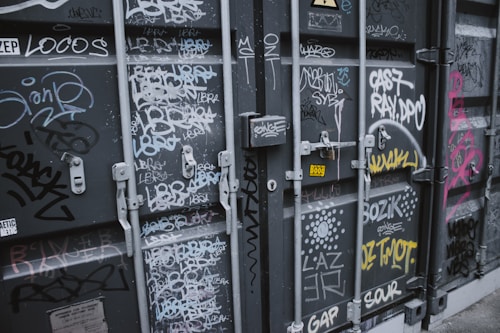 Photo 1567971840260 6a0d5f789ccc?q=85&w=500&h=500&fit=crop
