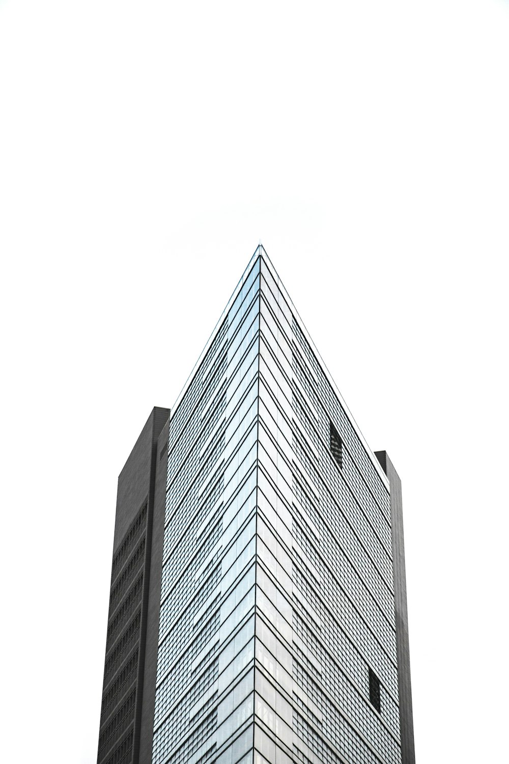 grey high-rise building