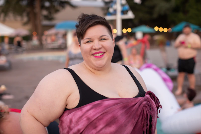 BBW admirer in black swimsuit