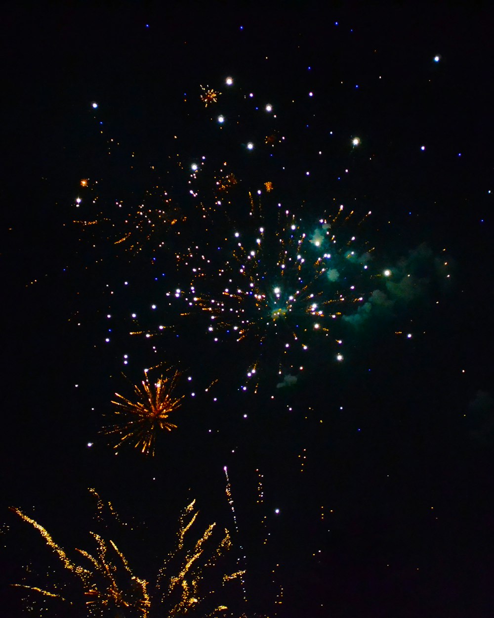 fuegos artificiales de colores