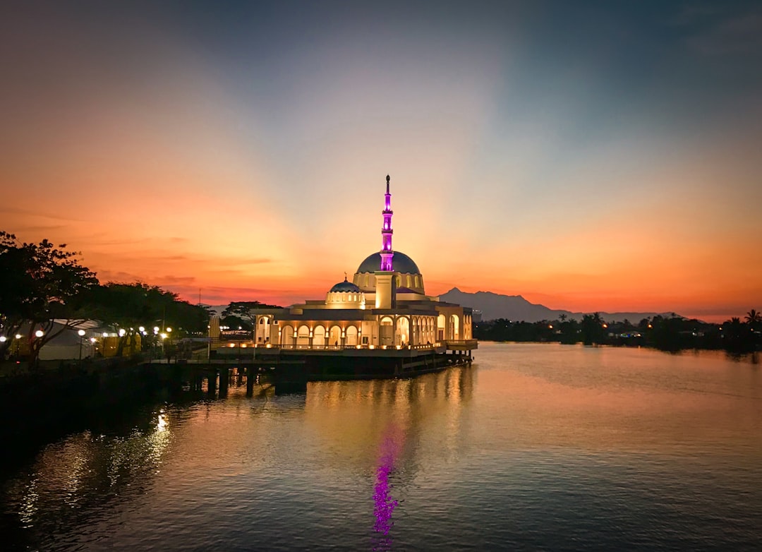 gold mosque ], At the Waterfront of Kuching.<p></figure>This is the most famous Mosque in Kuching.</p><p>This picture was taken by my first friend in Kuching: Ding.</p><p>Until then, I retouched the colors a bit. Enjoy :)</p><p>#Kuching #Sarawak #Malaysia