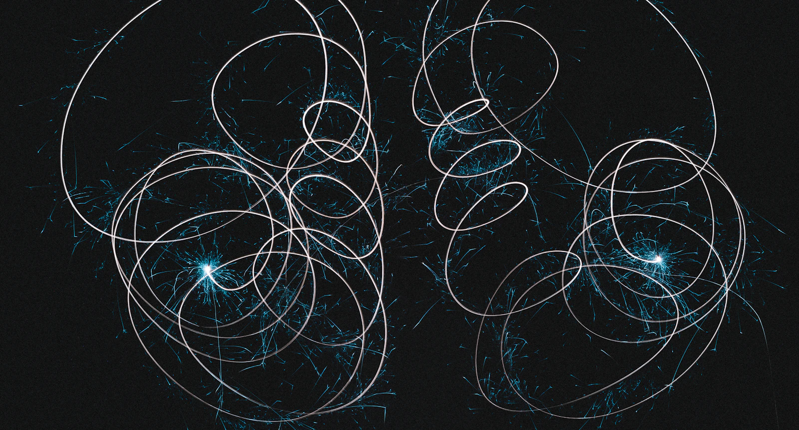 a black and white photo of a bunch of circles
