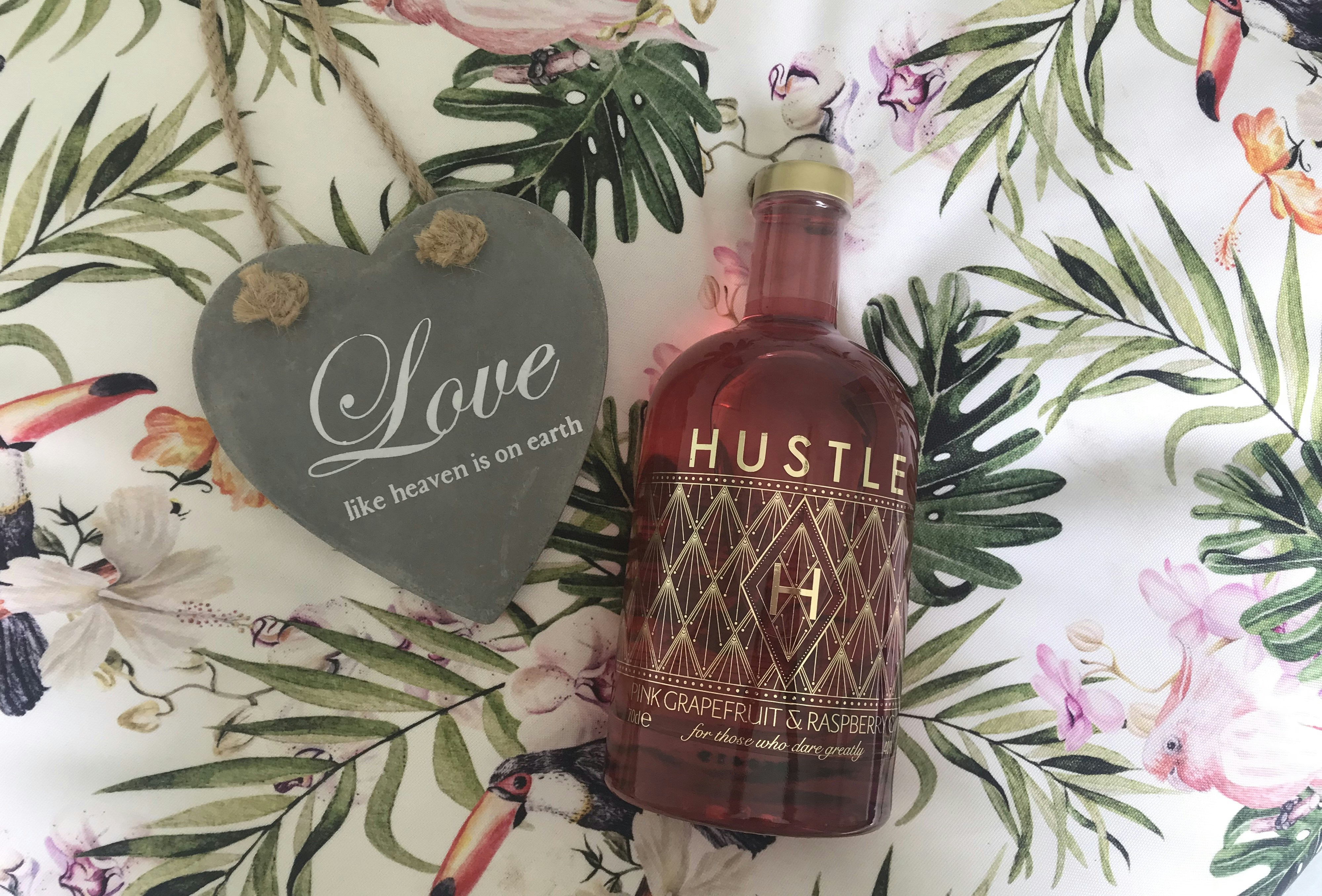 photo 1568062415727 19a6d12dbb52?ixlib=rb 4.0