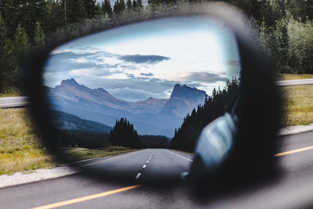 gray asphalt road