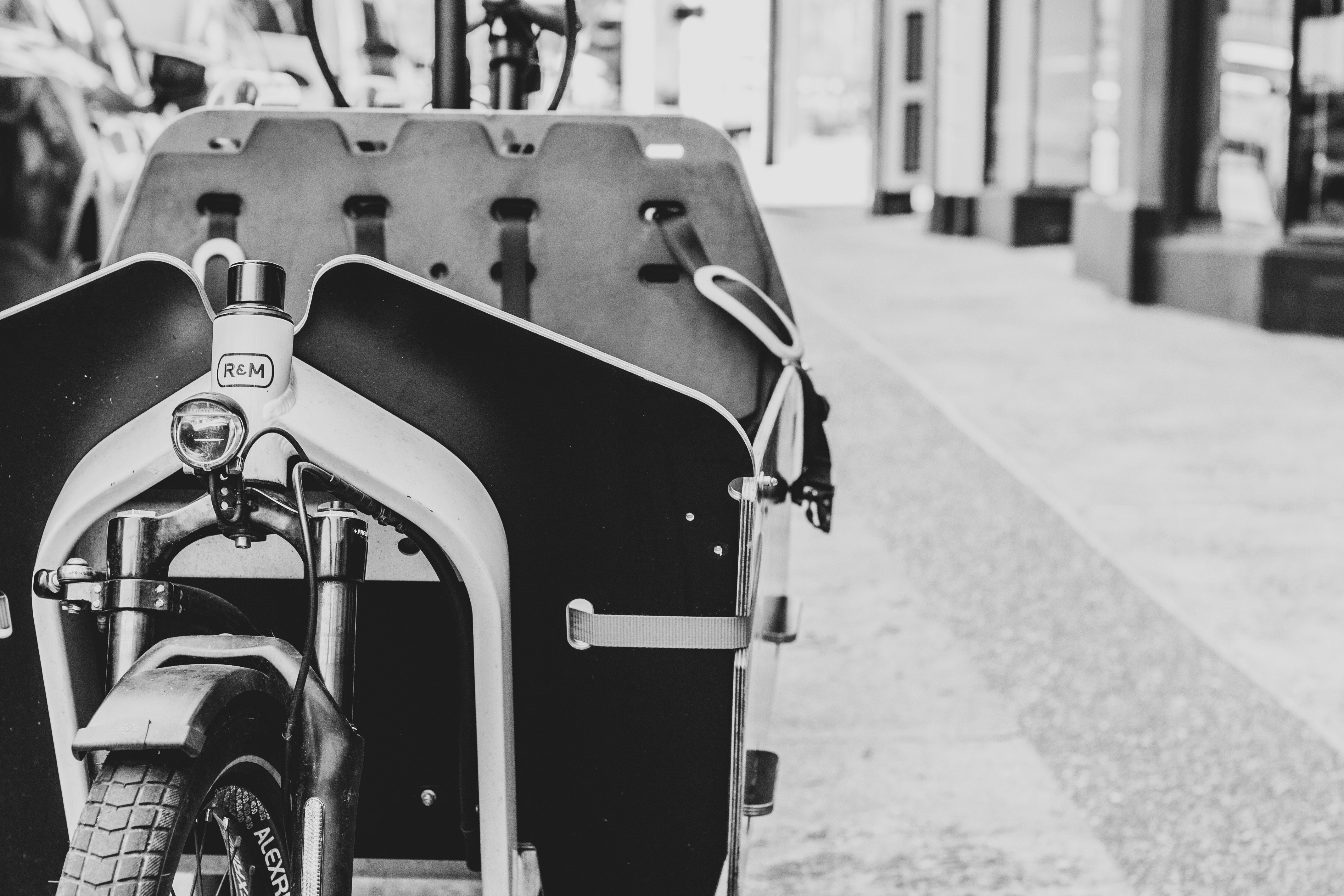 Vélo Cargo Photos Télécharger des images gratuites sur Unsplash