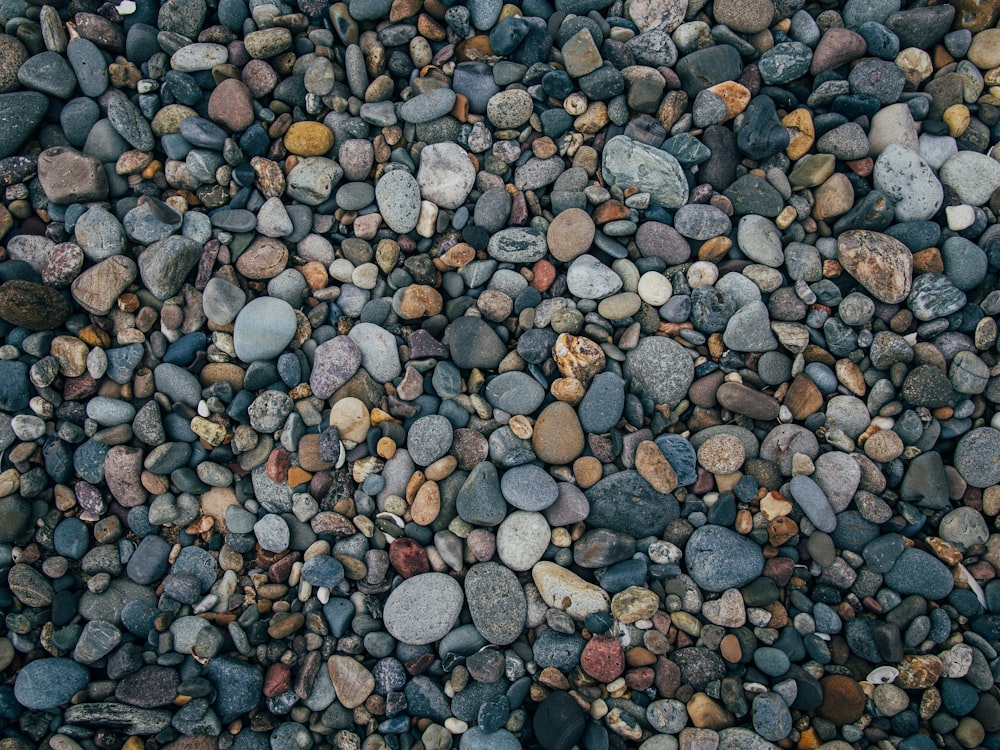 brown and gray gravel