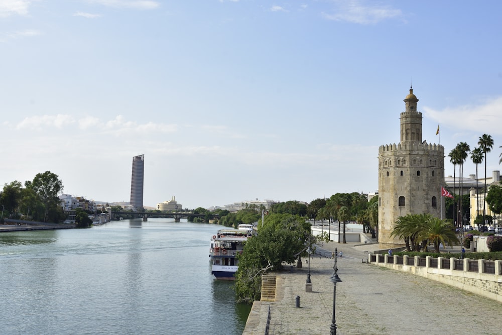 body of water between buildings at daytime