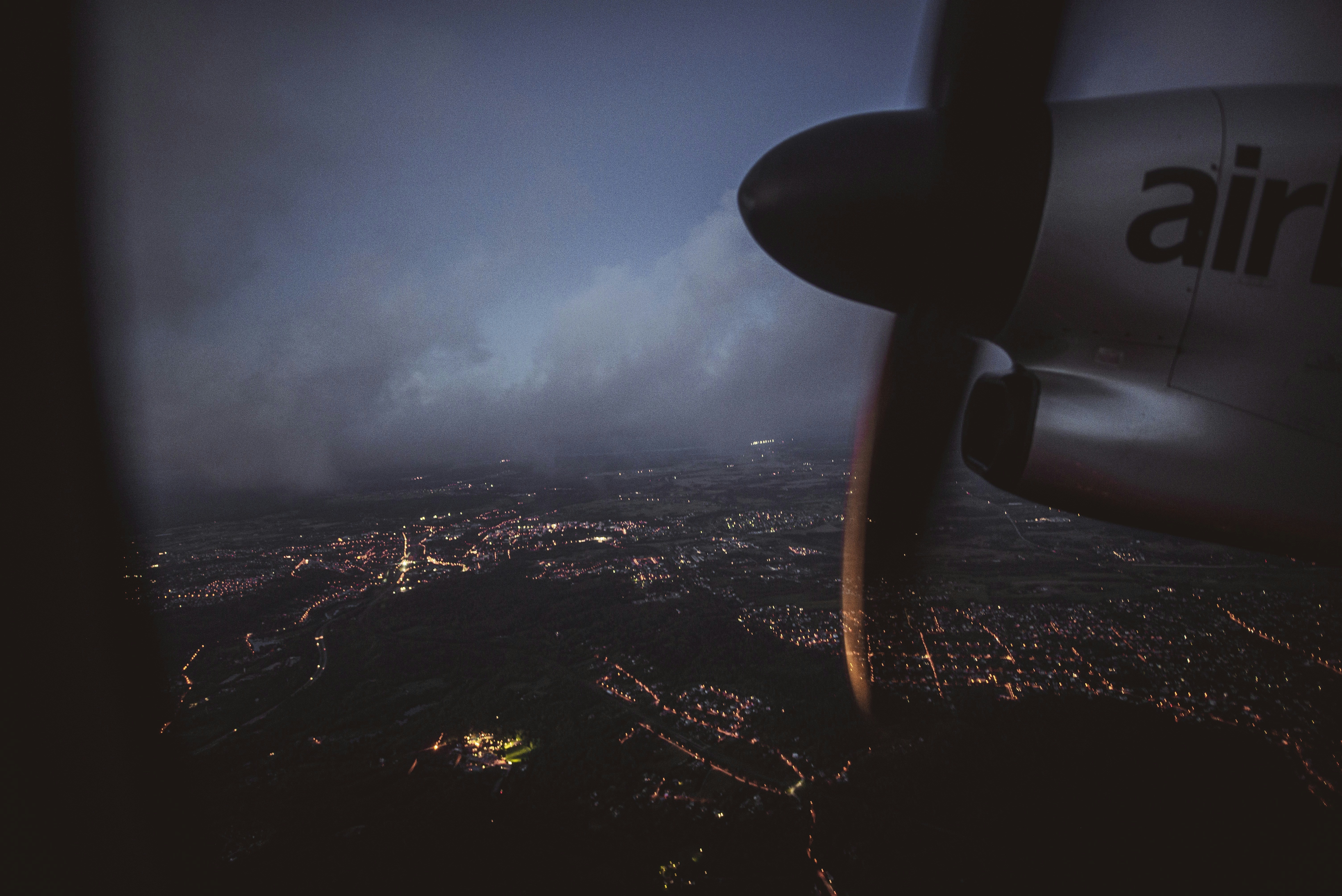 Photo by vadimsadovski