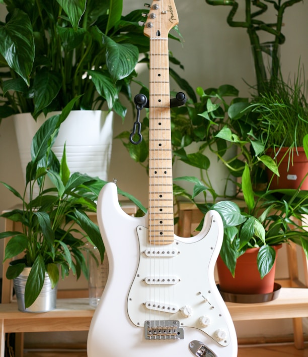 white electric guitar