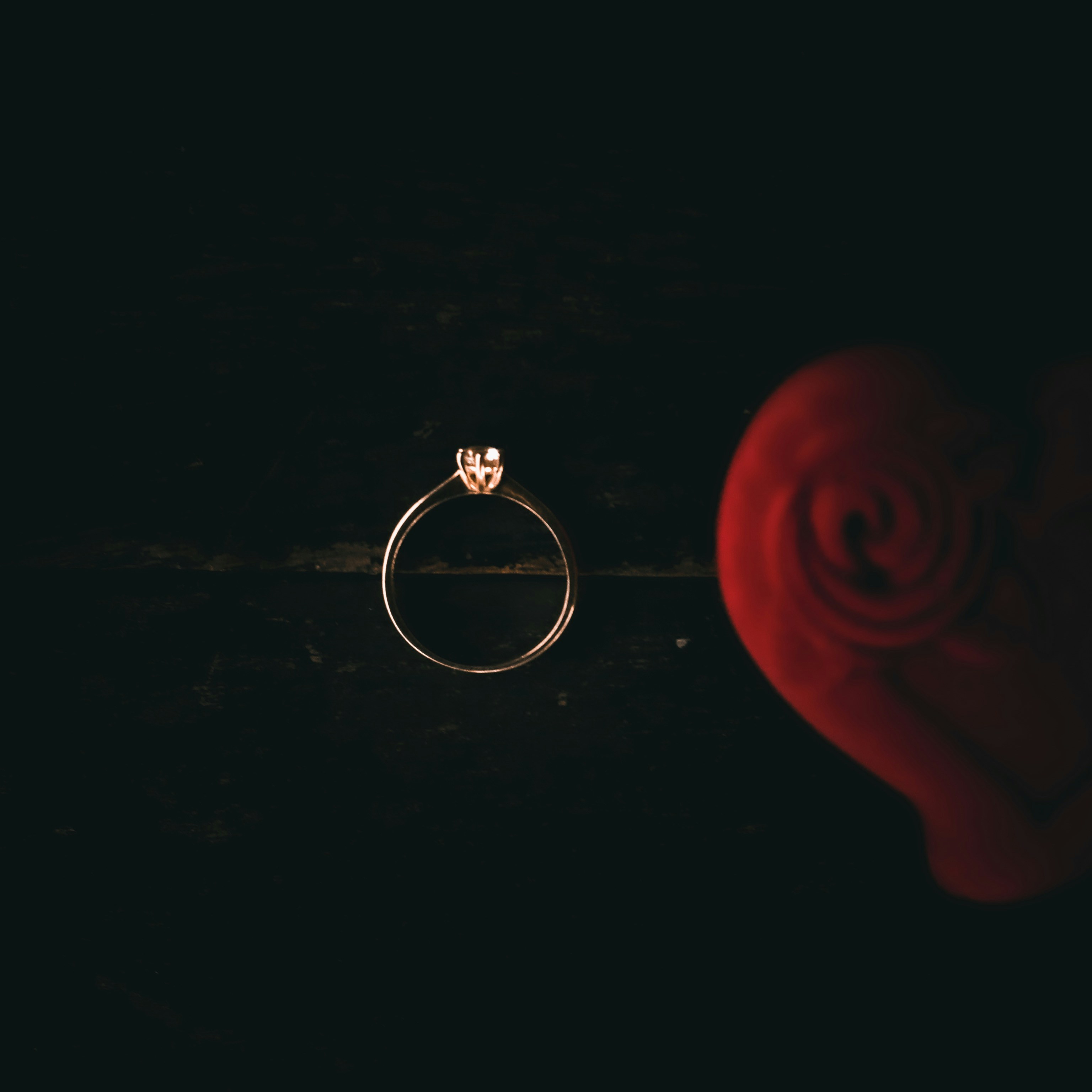 Elegant Rose Gold Ring