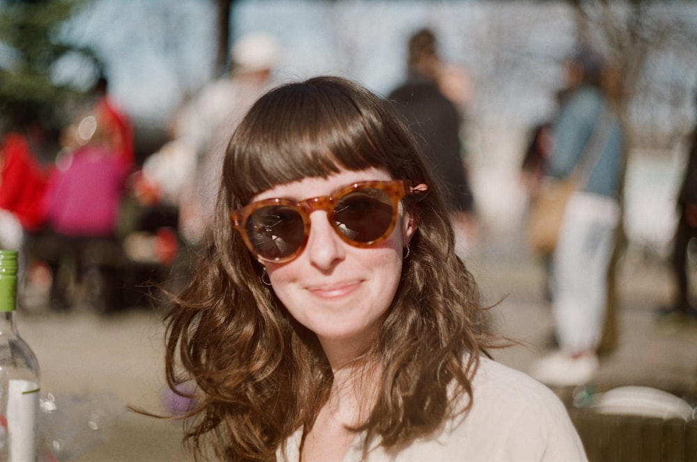 woman wearing brown sunglasses