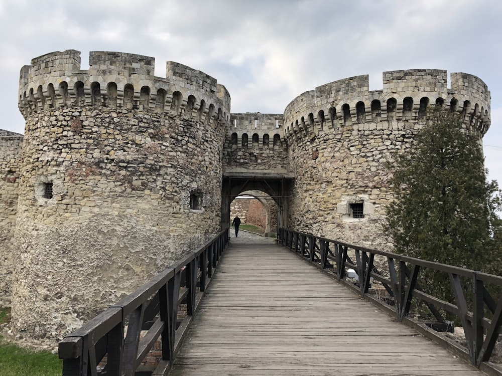 Castillo de piedra gris