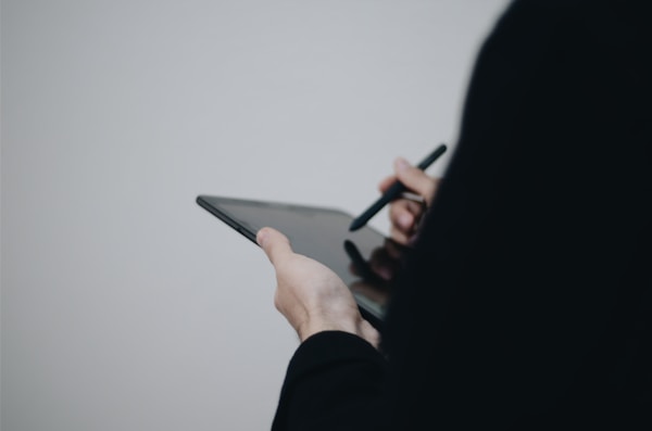 Reflective workspace with tablet