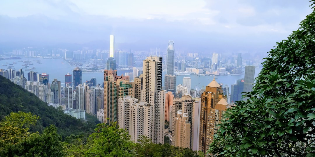 travelers stories about Skyline in Victoria Peak, Hong Kong