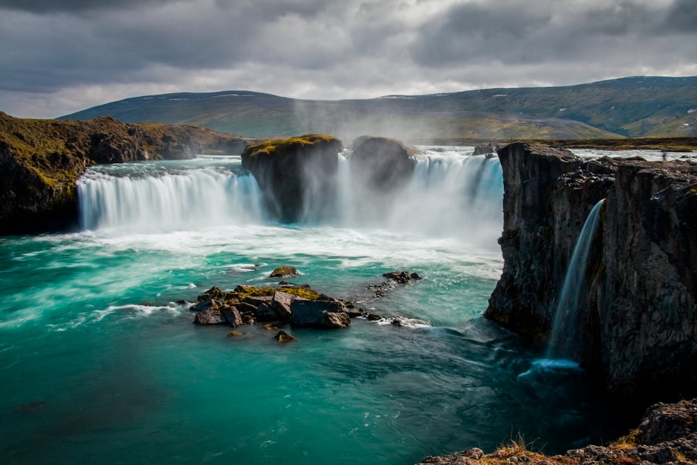 waterfalls at daytime