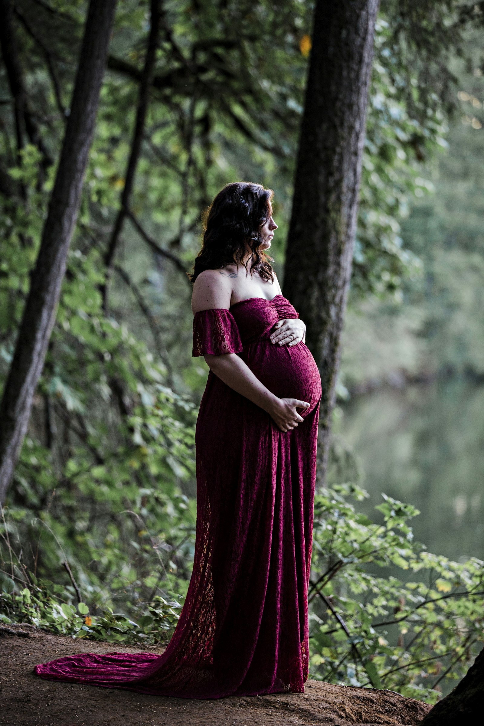 Canon EOS 5D Mark III + Canon EF 70-200mm F2.8L IS III USM sample photo. Pregnant woman standing near photography