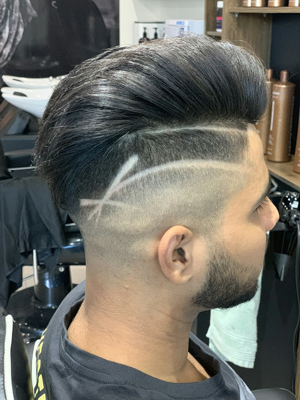 500+ Haircut Pictures | Download Free Images on Unsplash 500+ Haircut Pictures | Download Free Images on Unsplash