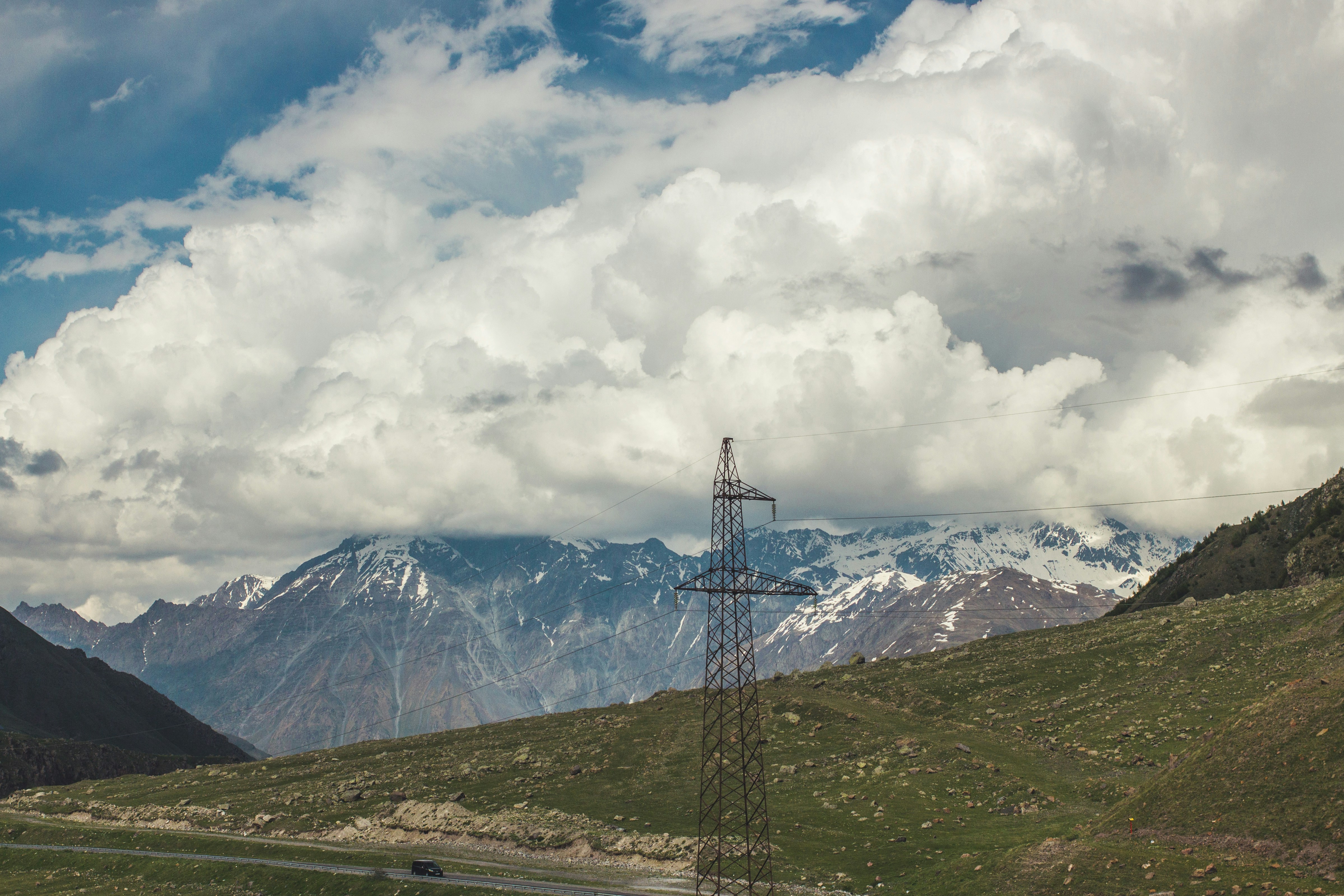 Photo by maksimesli