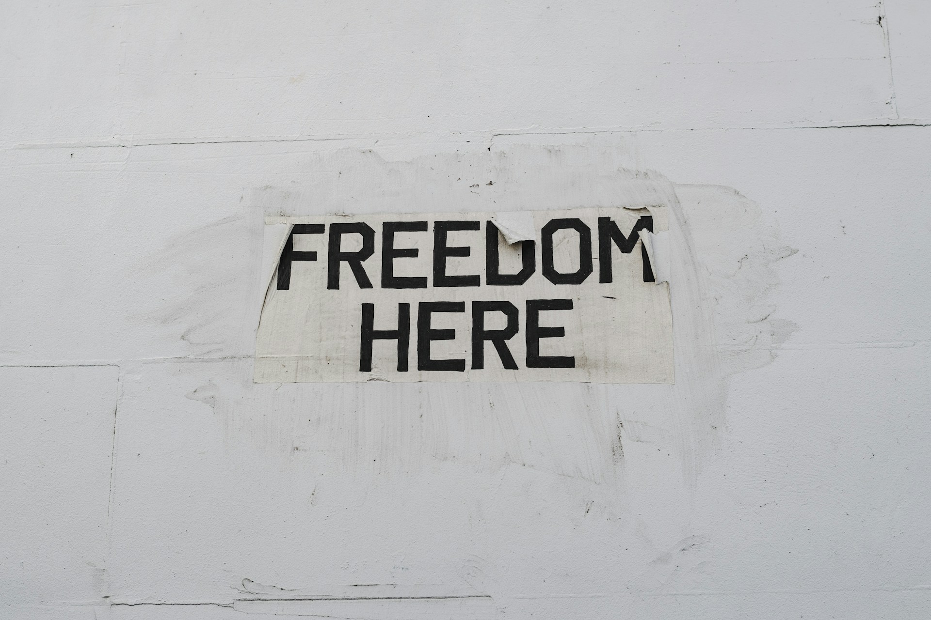 freedom here signage
