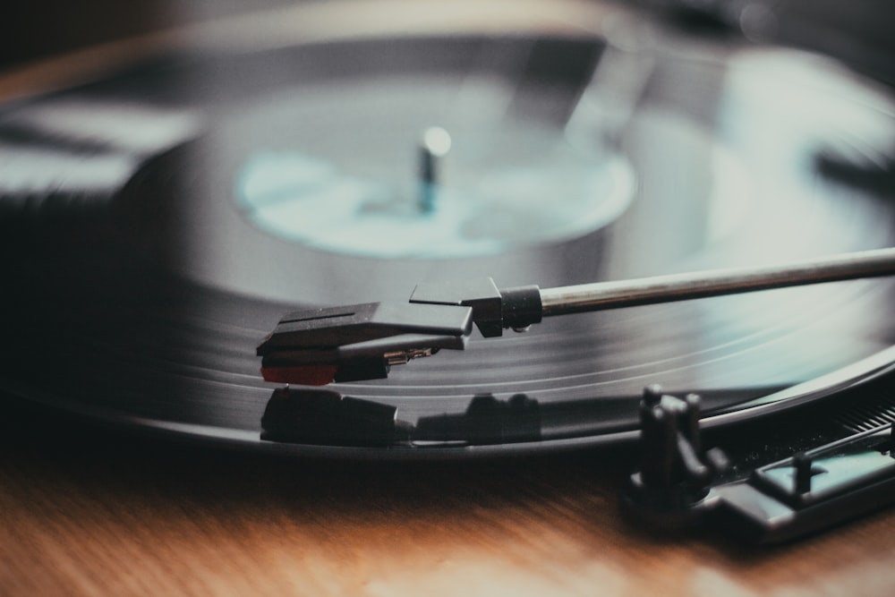 black and brown turntable