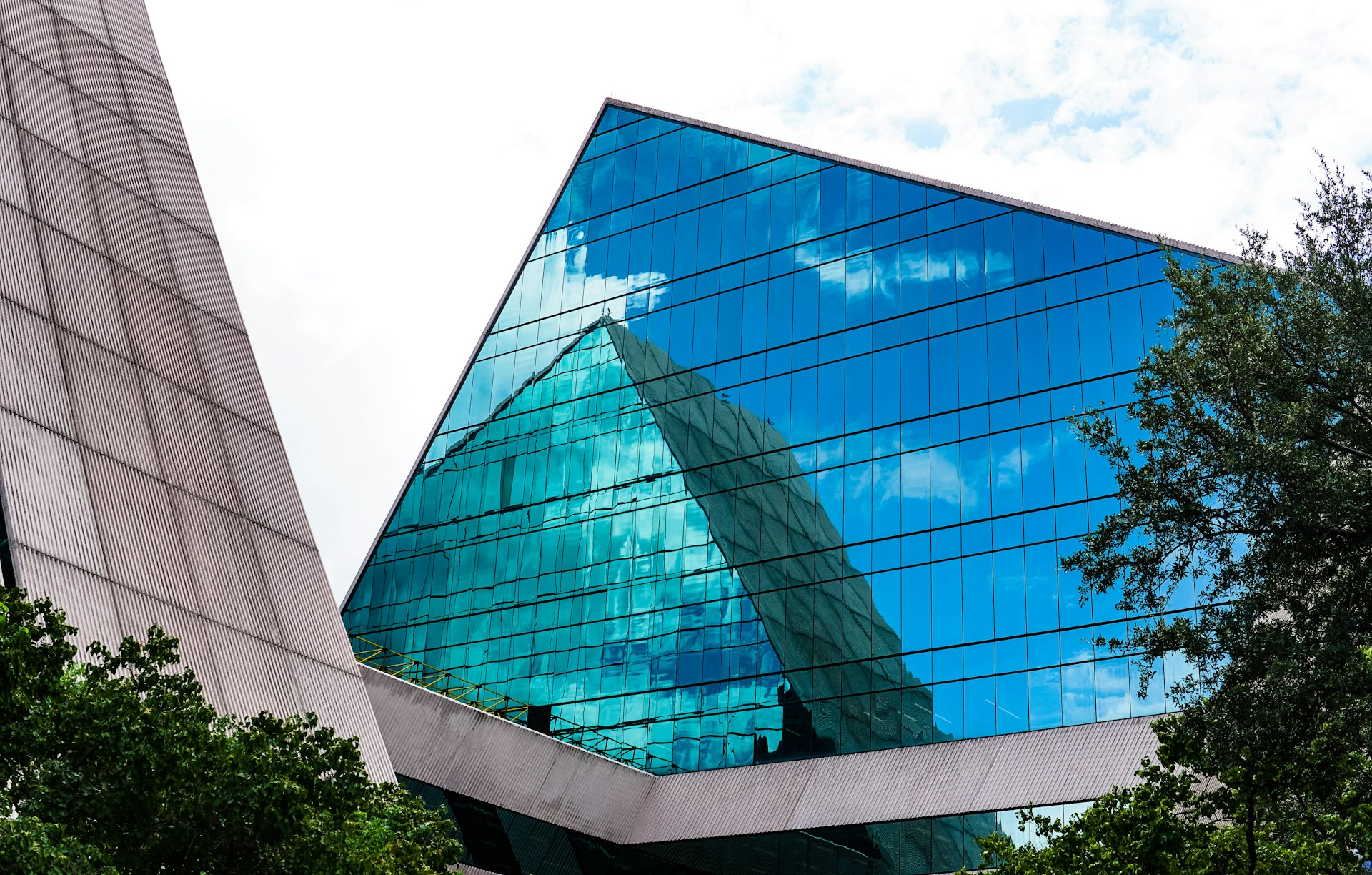 curtain wall building at daytime