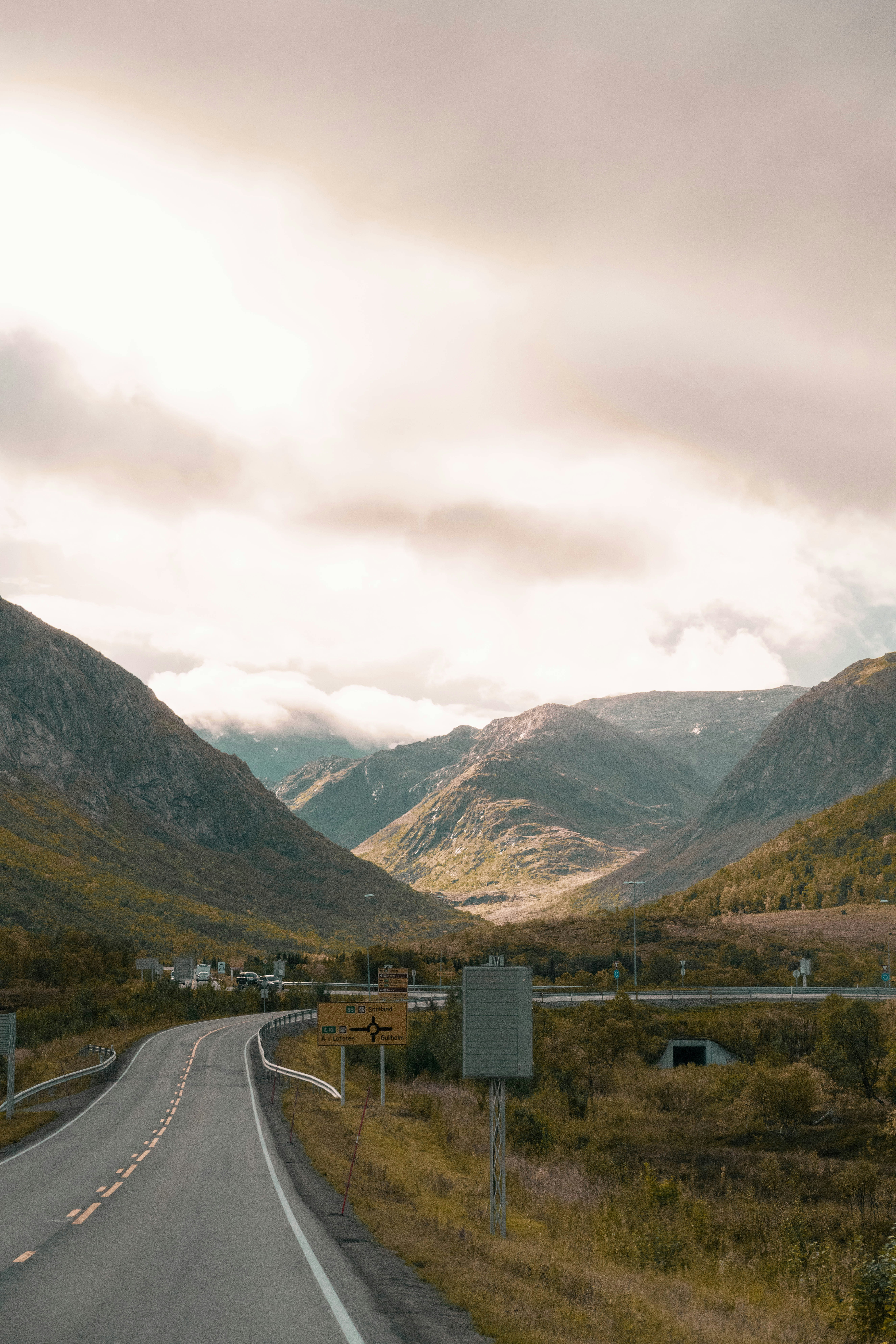 Photo by alexandernaglestad