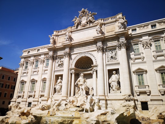 white building in Trevi Fountain Italy