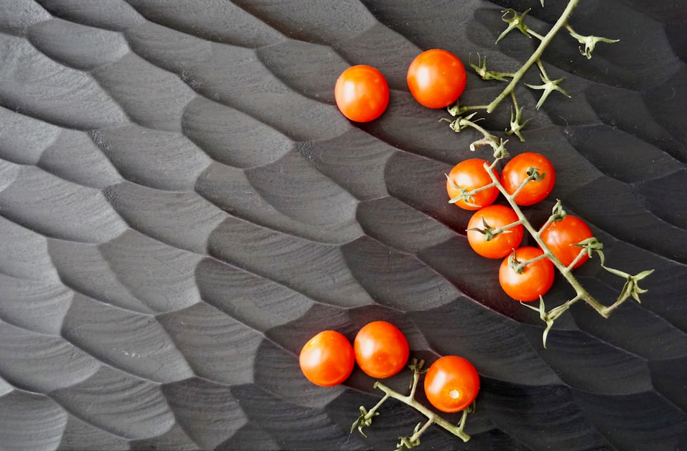 orange tomatoes