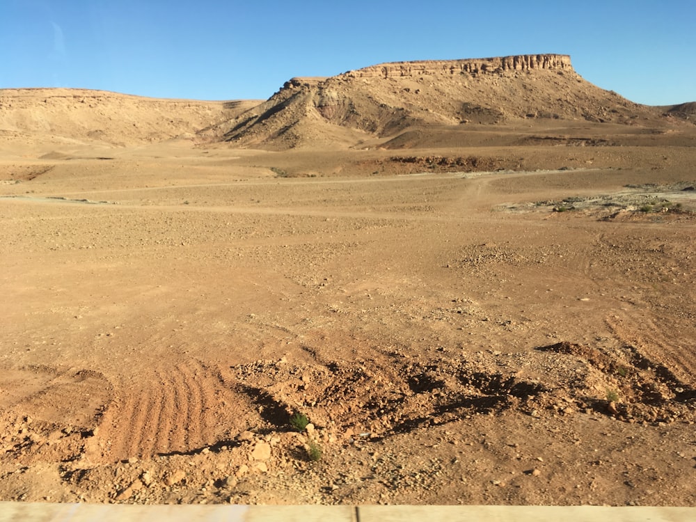 Arena del desierto durante el día