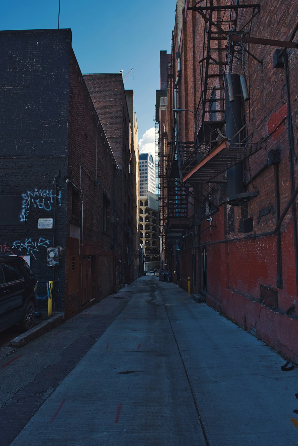 empty building alleys