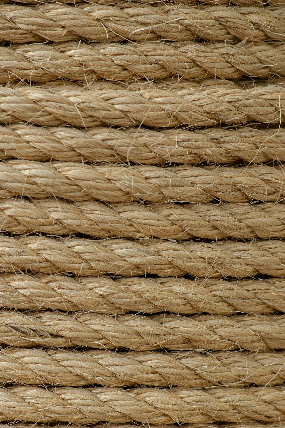 brown rope close-up photography