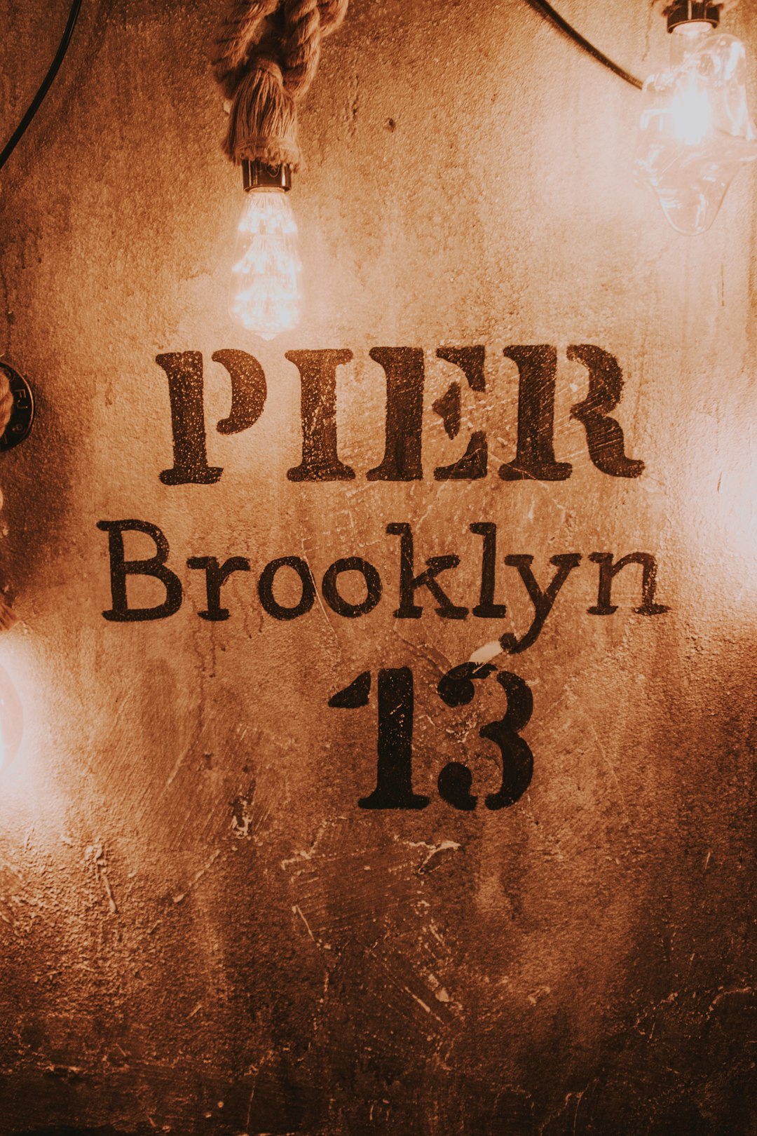 Pier Brooklyn 13 sign