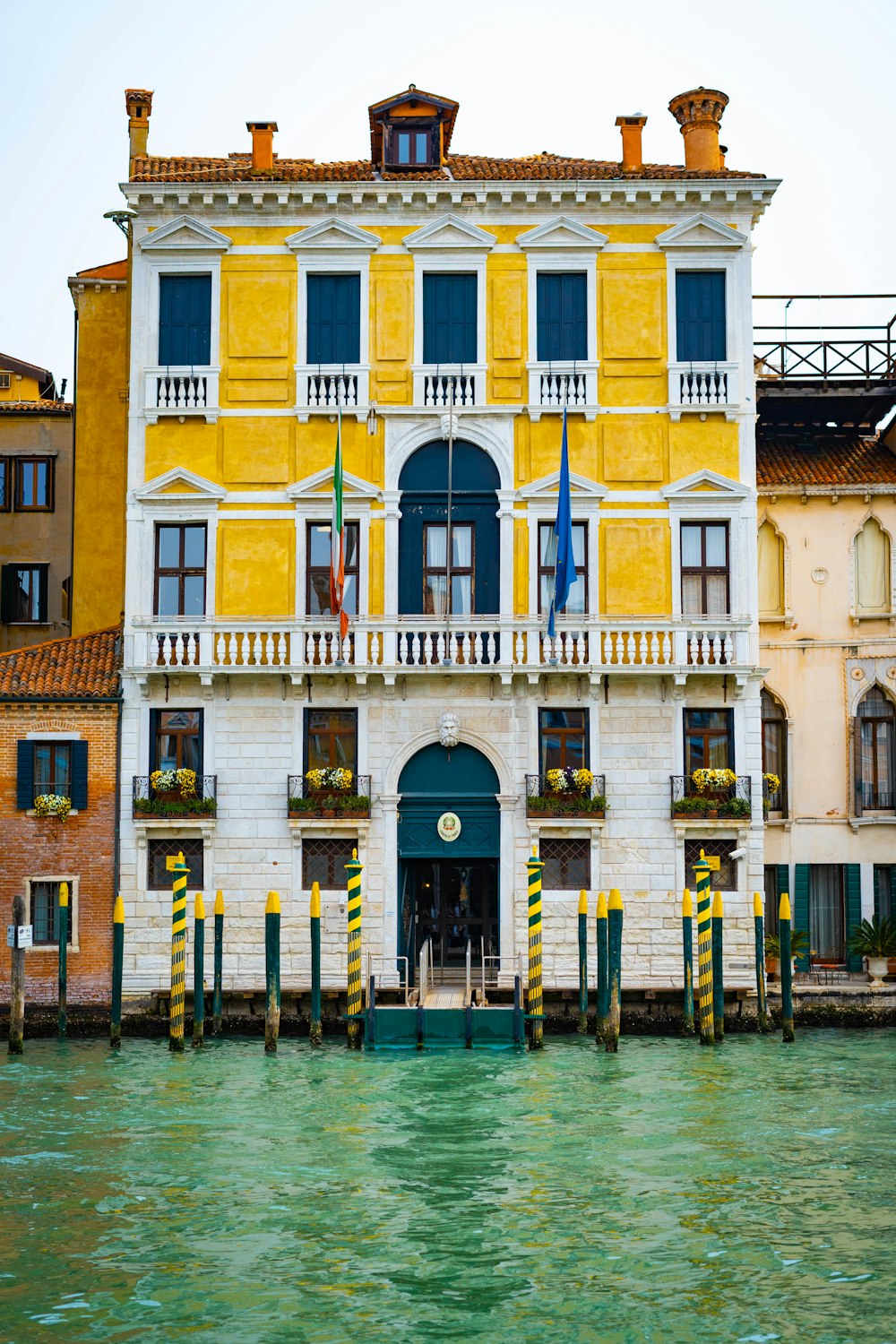 yellow and blue concrete building