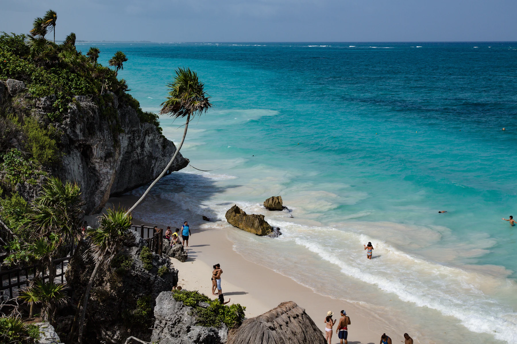 Praia de Isla Mujeres no Caribe mexicano