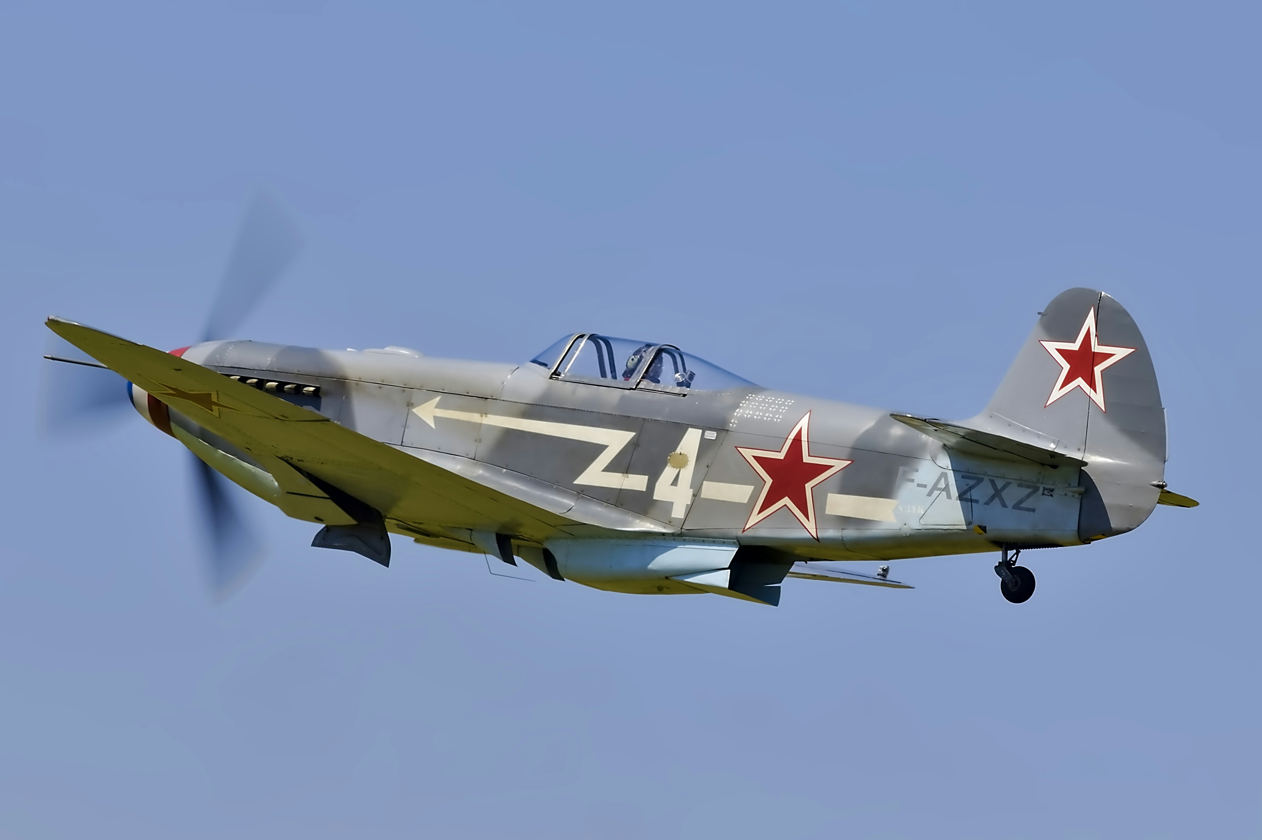 gray aircraft, Yak-3U