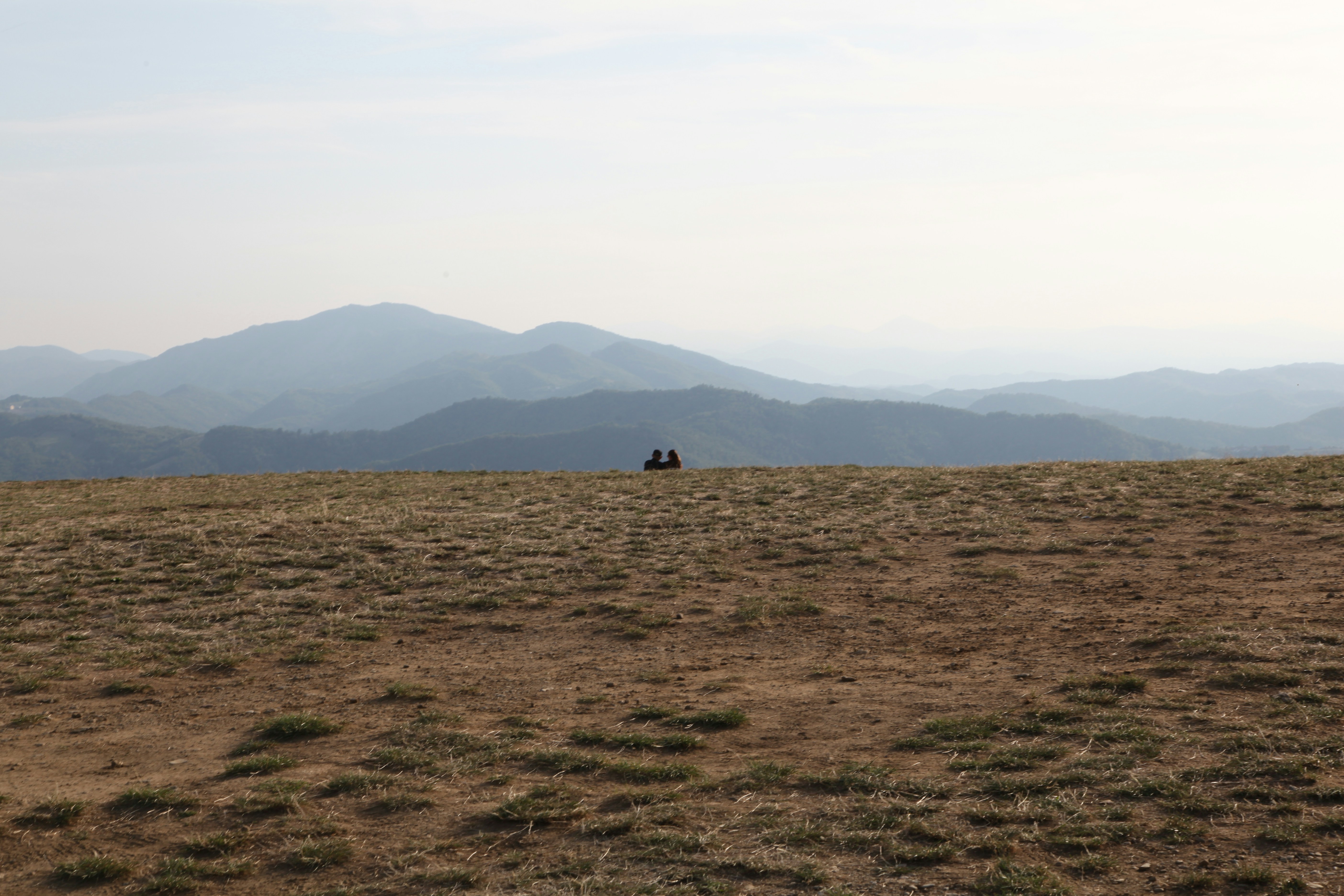 Montaña durante el día