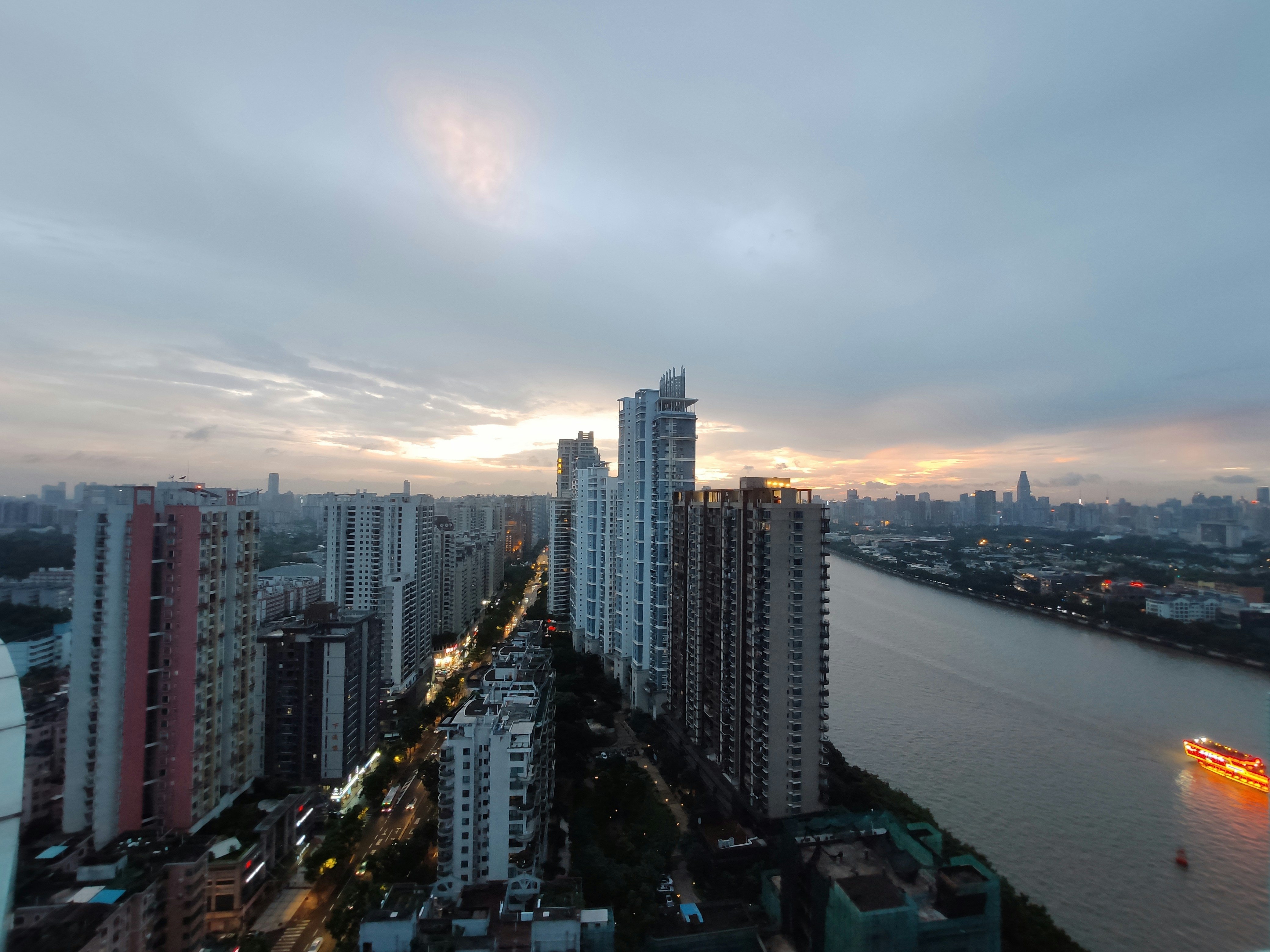 Photo by bright20180610