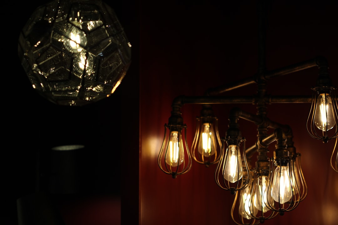 filament light bulbs